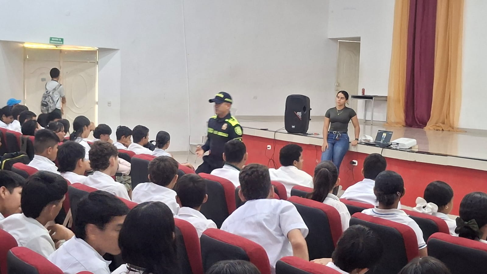 Jornada de prevención de la violencia escolar realizada con estudiantes de la Institución Educativa Andrés Bello