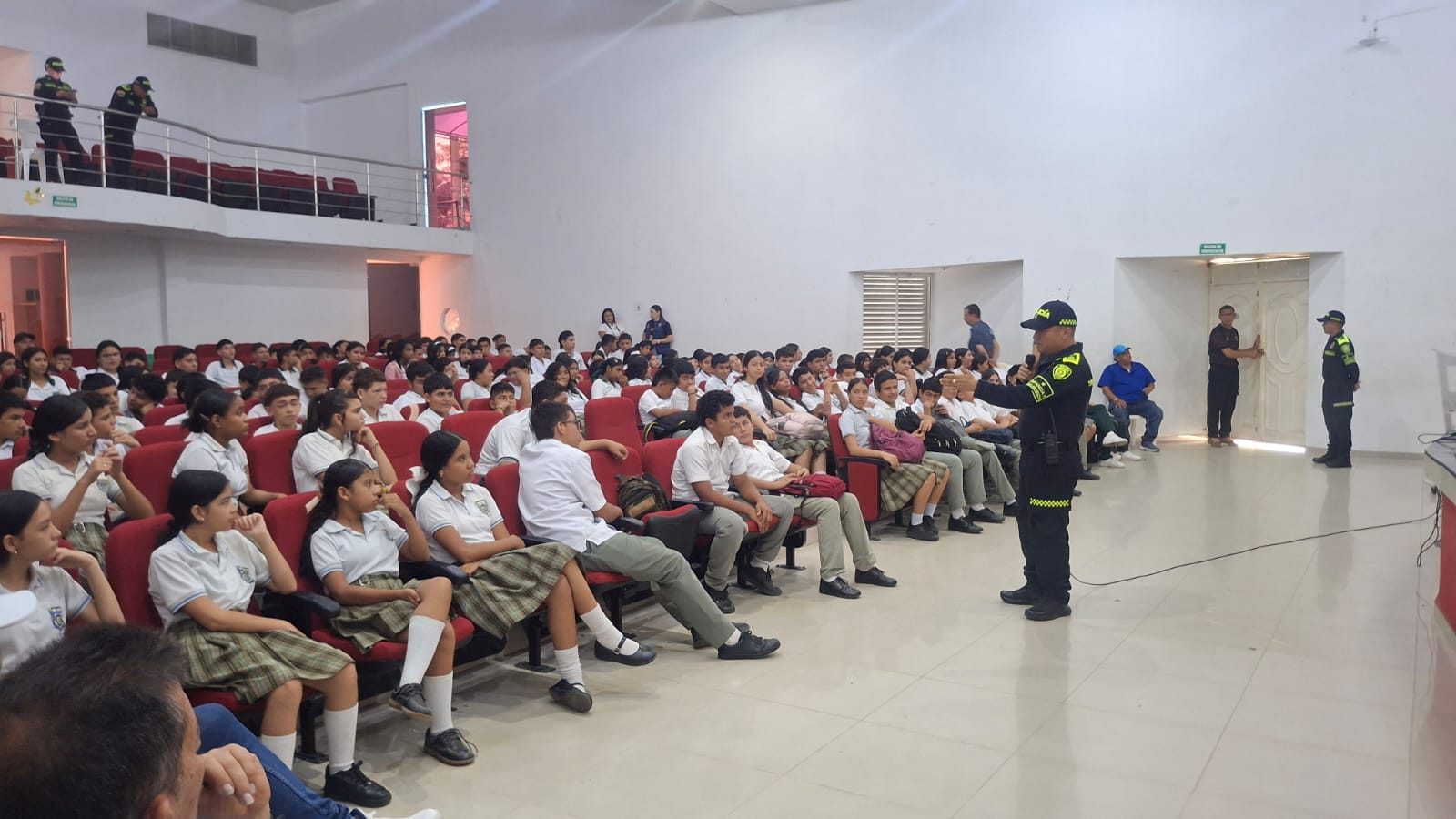 Cierre de la jornada de prevención y sensibilización de Infancia y Adolescencia en la Institución Educativa Andrés Bello